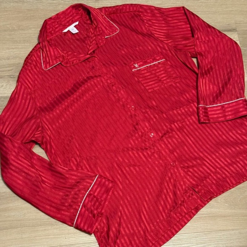 Victoria's Secret Red Striped Satin Pajama Top Long Sleeve Button‎ Up Large